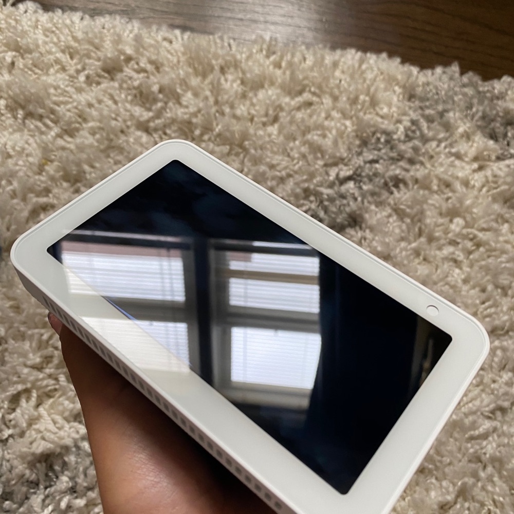 Amazon echo show 5